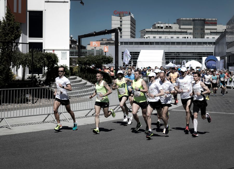 Społeczność sportowców EasyMove — biegacze razem