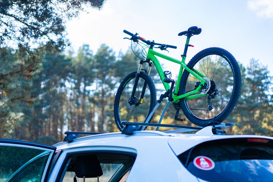 Transport na triathlon — jak zabrać rower i sprzęt na zawody?